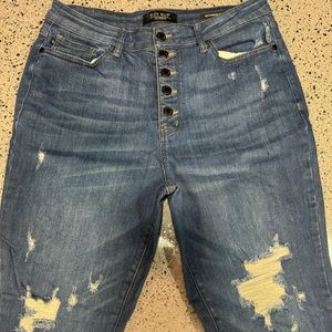 Judy Blue | Boyfriend Fit Jeans | 13/31